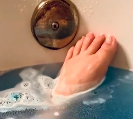 Tub Foot